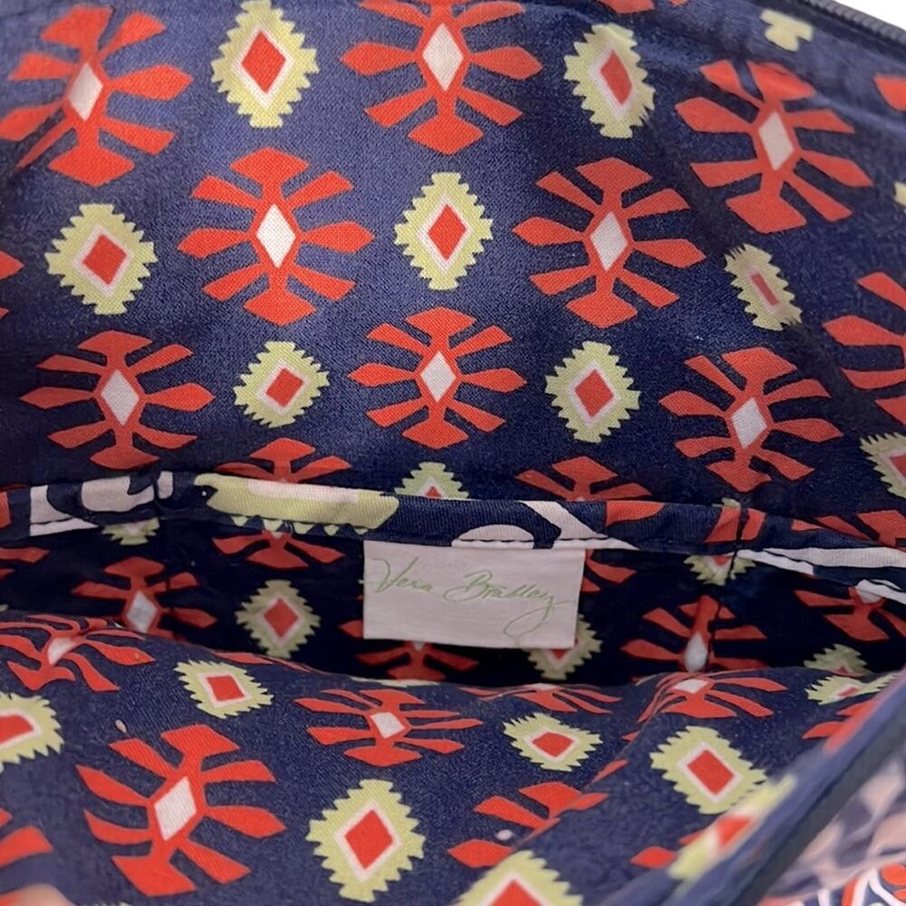 Vera Bradley Sun Valley Hipster Bag Crossbody - Picture 4 of 5